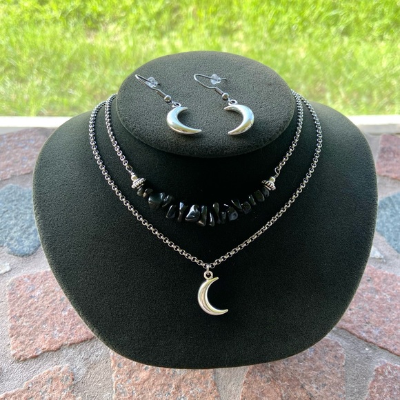 Necklace Double layer onyx & moon + earrings set - Picture 8 of 9
